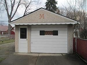 4th image of 8452 Dale St
