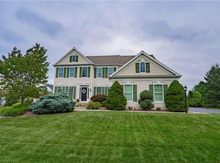 6602 Rutherford Dr, Macungie, PA 18062