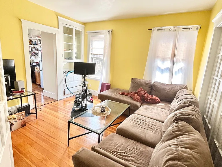 40 Saint Margaret St #3 — Photo 7