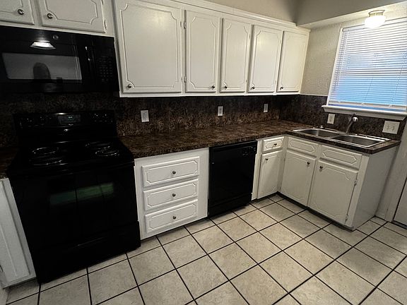 3rd image of 8306 E 119th St #8306