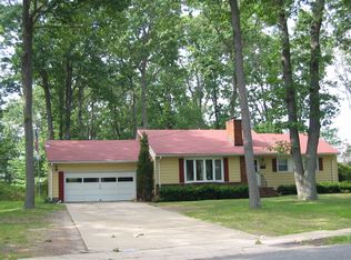 423 W Lincoln Ave, Oakhurst, NJ 07755