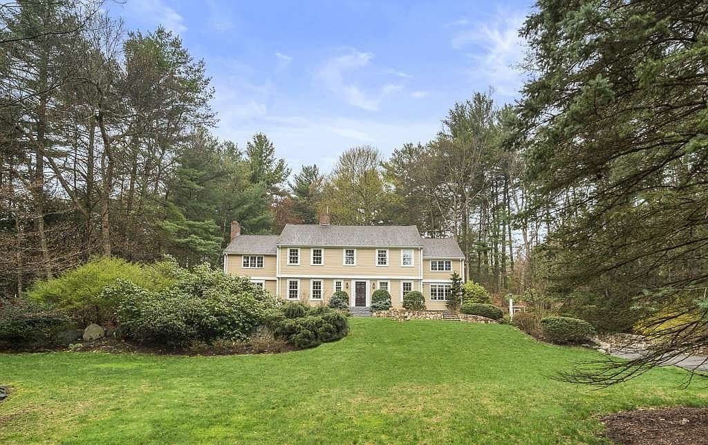 56 Myles Standish Rd, Weston, MA 02493 MLS 73101122 Zillow