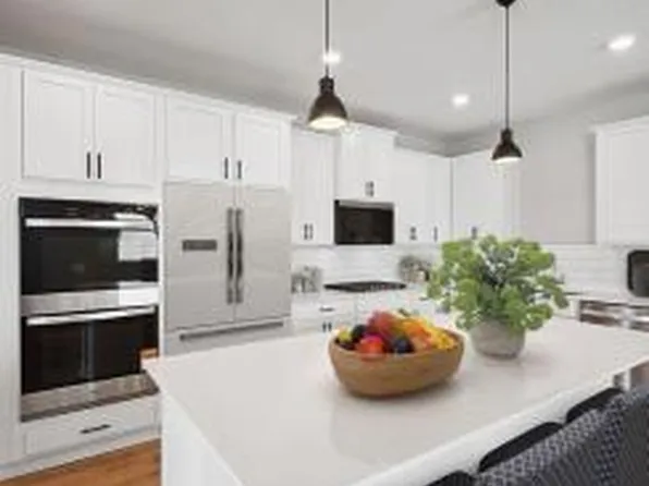 17250 Dimension Ave, Lakeville, MN 55044