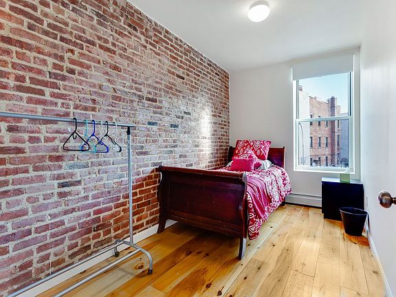 5th image of 760 Washington Ave