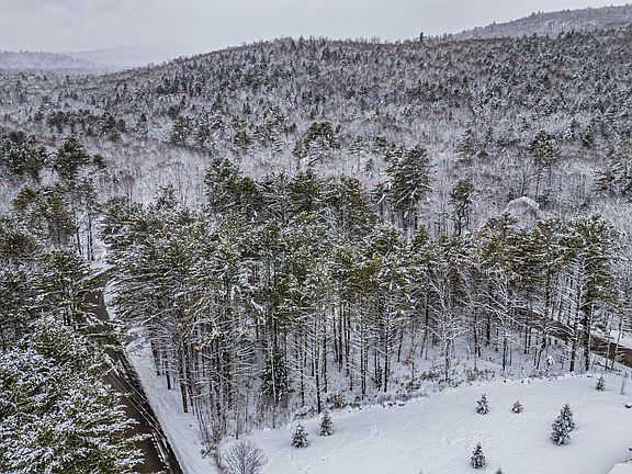 3rd image of 003 Chandler Hill Road