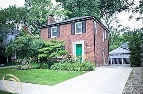 5th image of 10034 Nadine Ave