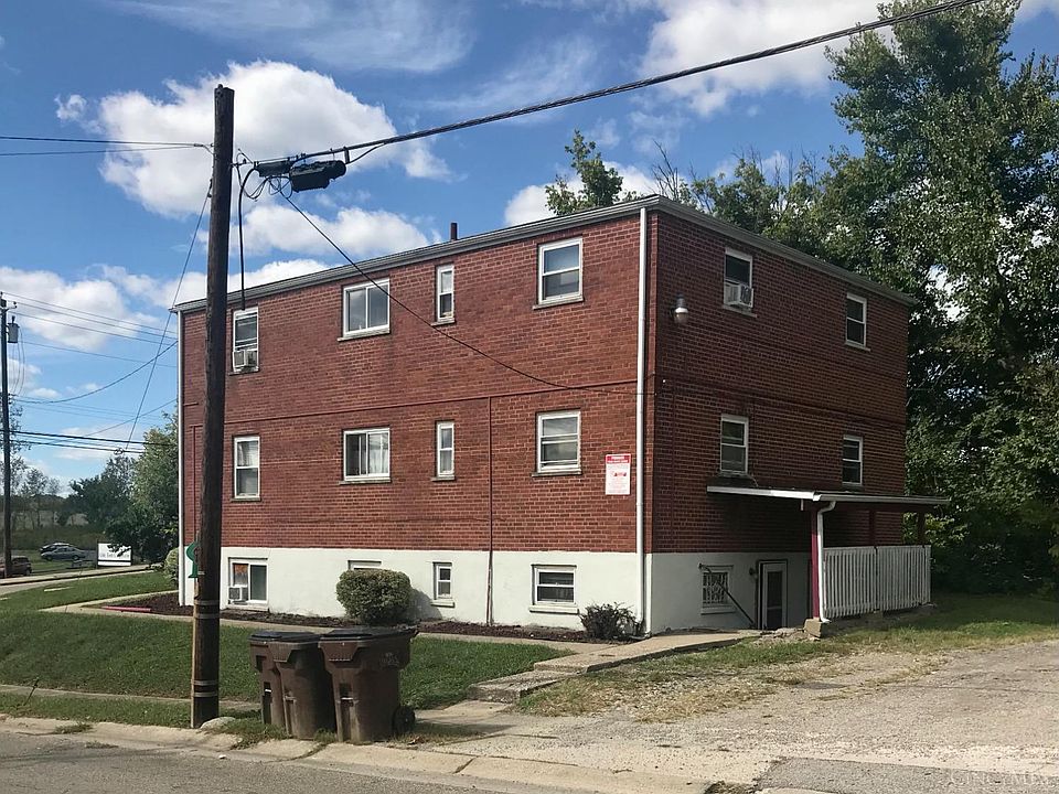 2nd image of 9612 Wayne Ave