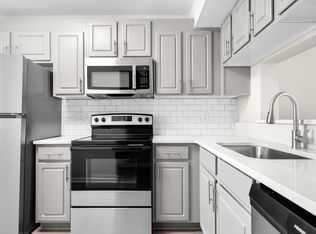 Doria Apartments, Virginia Beach, VA 23462