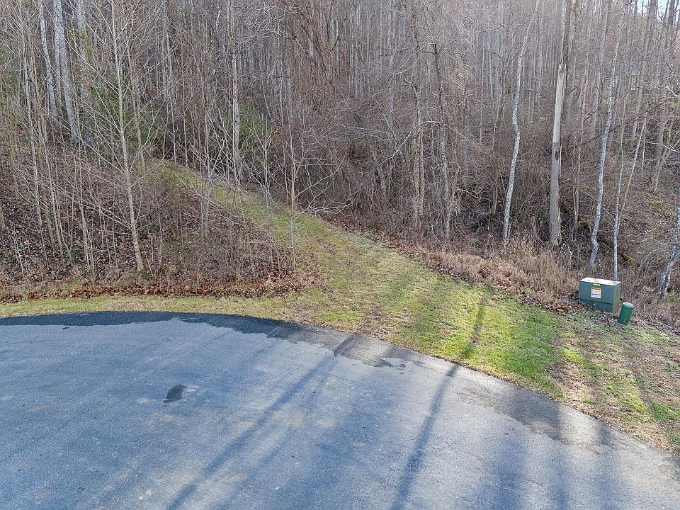 1st image of 6796 Waterstone Dr #5A-1