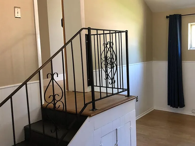 164 S Ogden St — Photo 19
