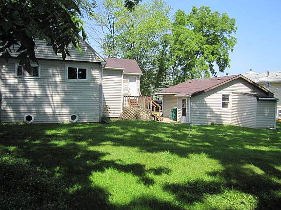 5th image of 1619 Grove Dr