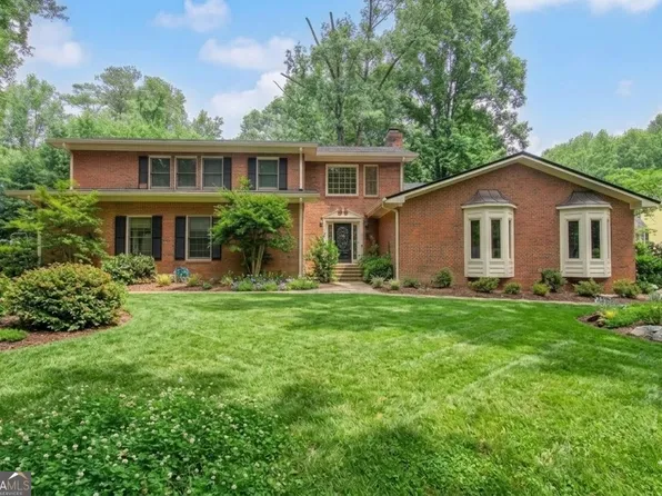 2316 Cross Creek Dr SW, Powder Springs, GA 30127
