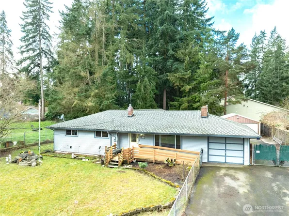 22014 54th Avenue W, Mountlake Terrace, WA 98043