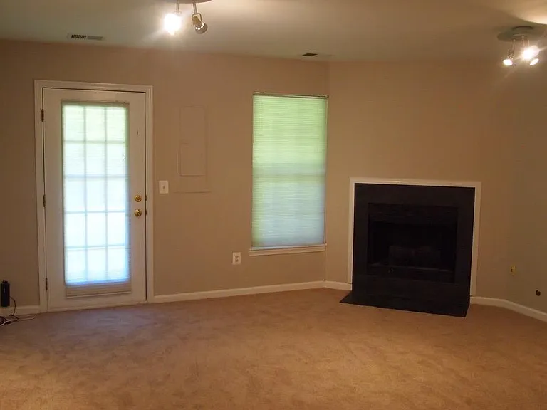 11483 Carriage Gate Ct — Photo 22
