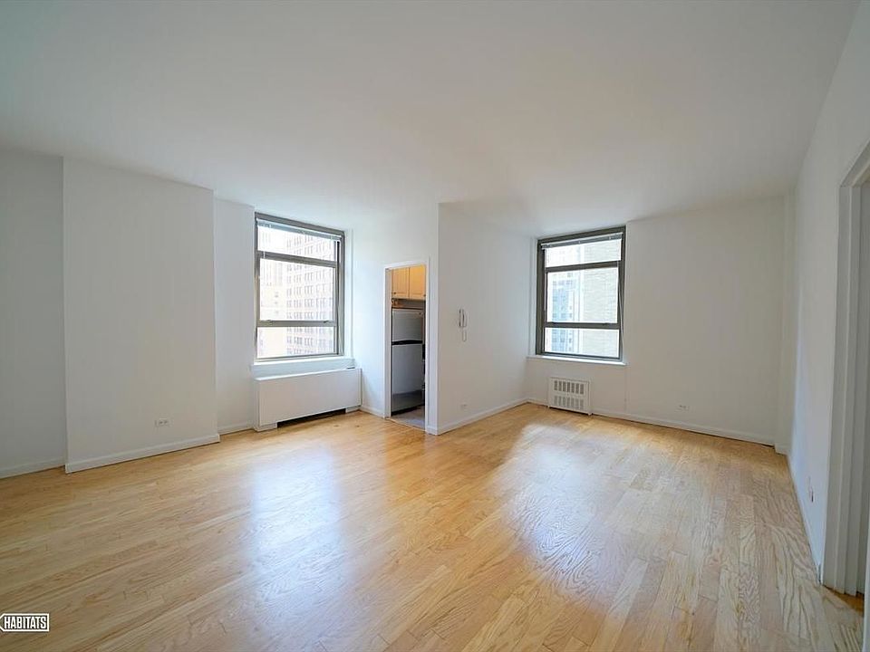 1st image of 4 Park Ave APT 8L
