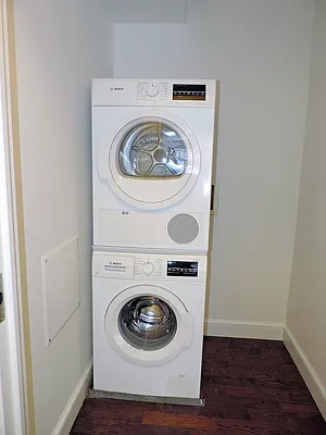 Rented by essential NEW YORK Real Estate | media 25