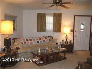 1st image of 442 Clermont Dr W
