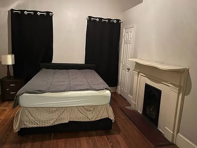 239 E Broad St — Photo 4