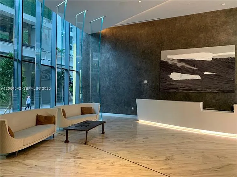1000 Brickell Plz #CU-4104 — Photo 19