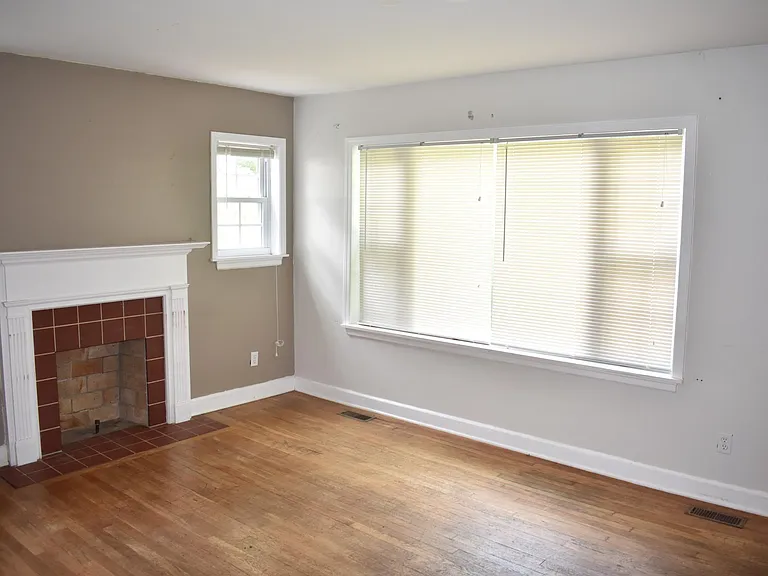 370 Bob O Link Dr — Photo 3