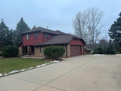 4365 S 114th St, Greenfield, WI, 53228