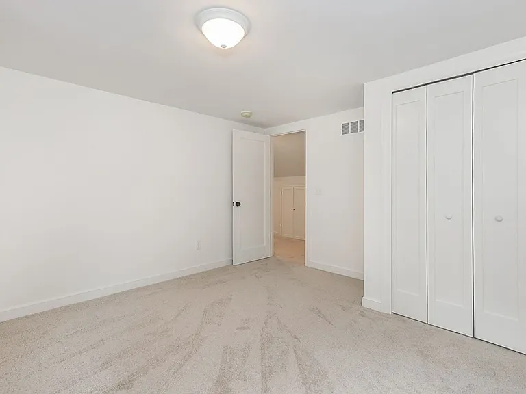 27011 Normandy Rd — Photo 19