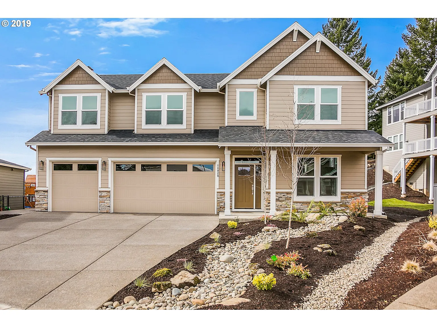 14029 SE Mountain Ridge Ct photo 1