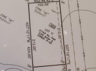 390 Chadwick Acres Rd, Sneads Ferry, NC 28460