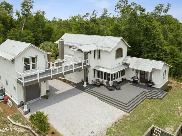9734 Summer Creek Dr, Southport, FL 32409