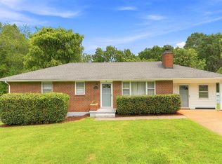 7128 Meadowbrook Rd, Lynchburg, VA 24502