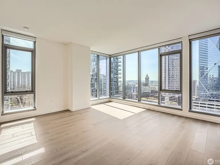800 Columbia St #1205 — Photo 25