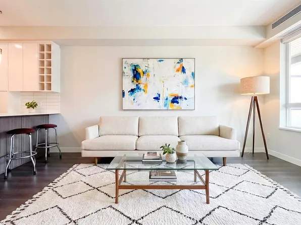 23200 Gilley Rd #326, Richmond, BC V6V 2L6