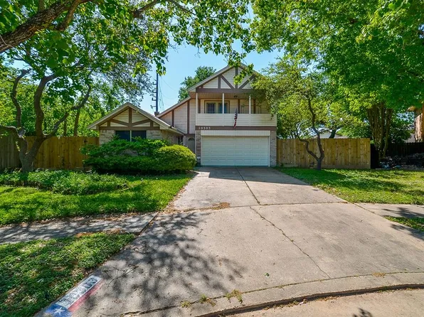 10303 Brickyard Ct, Houston, TX 77041