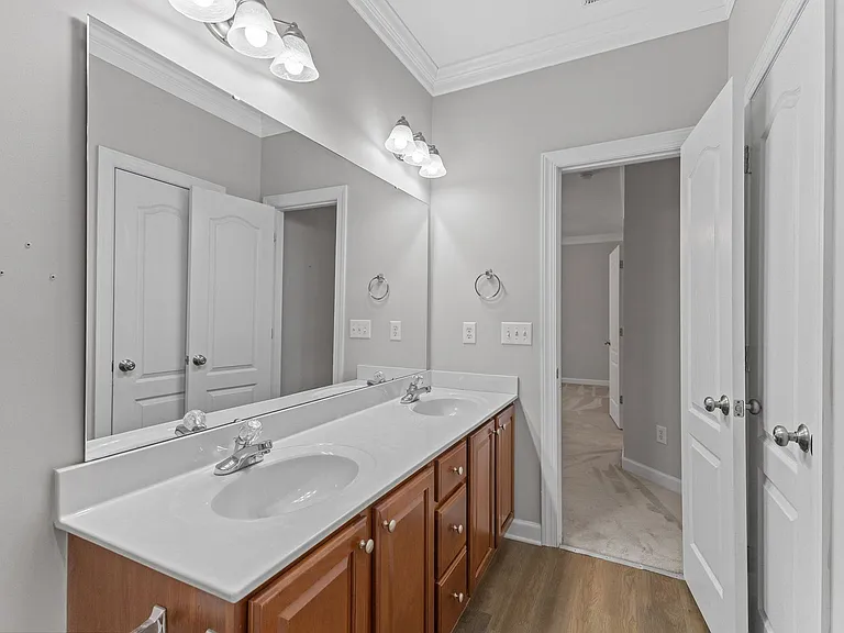 713 Magnolia Forest Ct — Photo 22