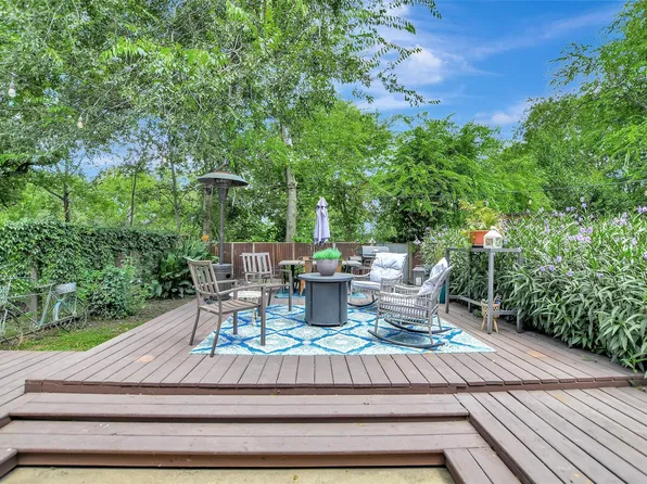 202 W Limit St, Madisonville, TX 77864