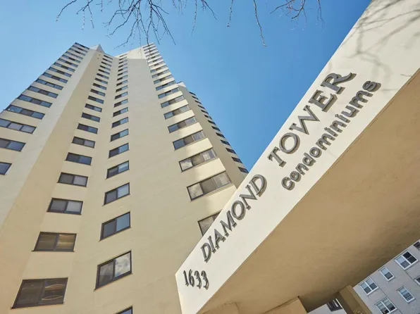 1633 North Prospect AVENUE #19E, Milwaukee, WI 53202