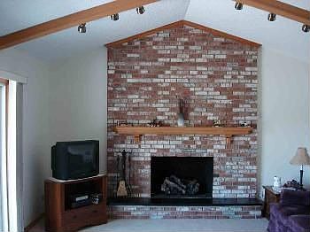 2nd image of 6167 S Sheridan Ave