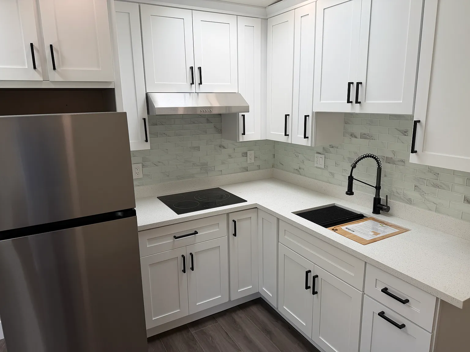 1 bed, 700 sqft, $3,100 — Photo 4