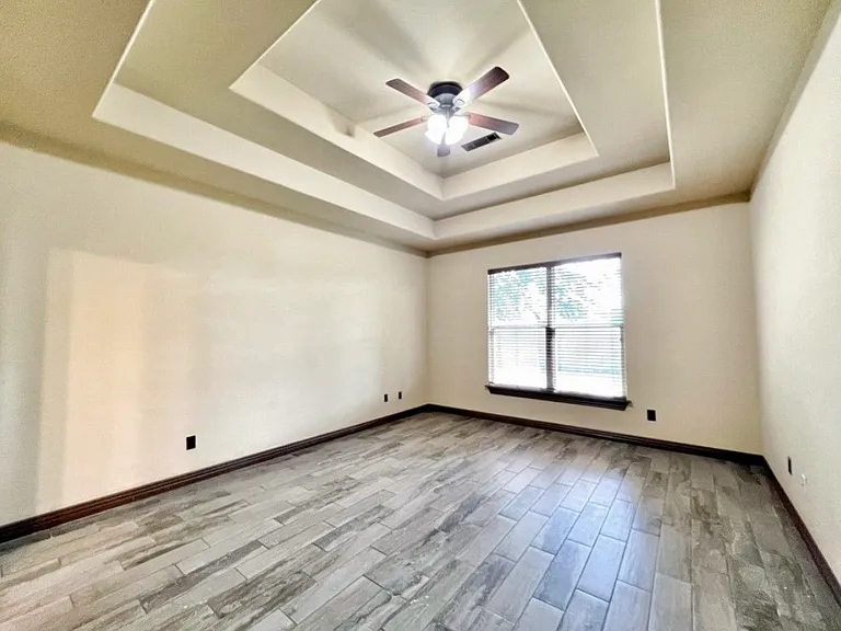 11890 Club House Pkwy — Photo 6