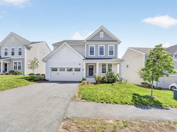 61 Aspen Way #61, Hopkinton, MA 01748