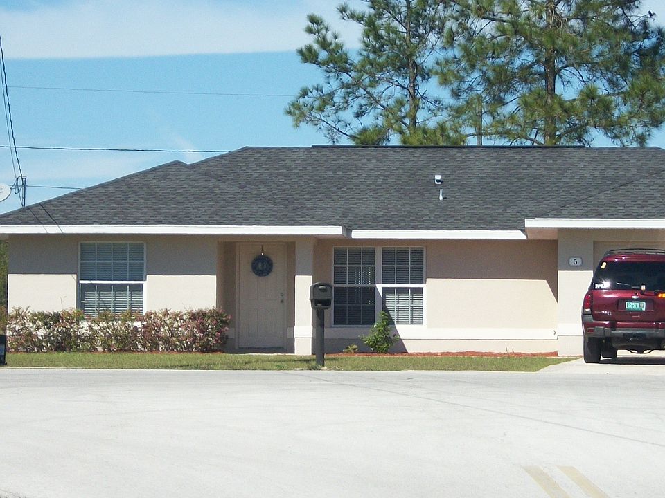 3 BR/2 Bth/2 Car Garage