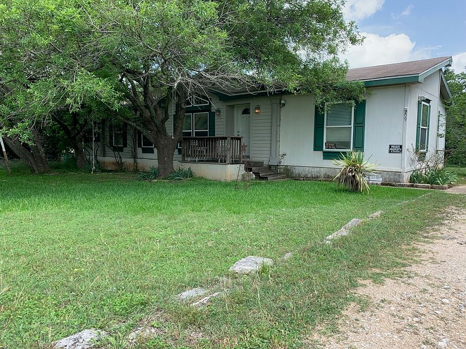 1st image of 209 Cypress Ln