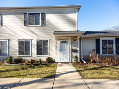 1113 Cove Dr #208-B, Prospect Heights, IL, 60070