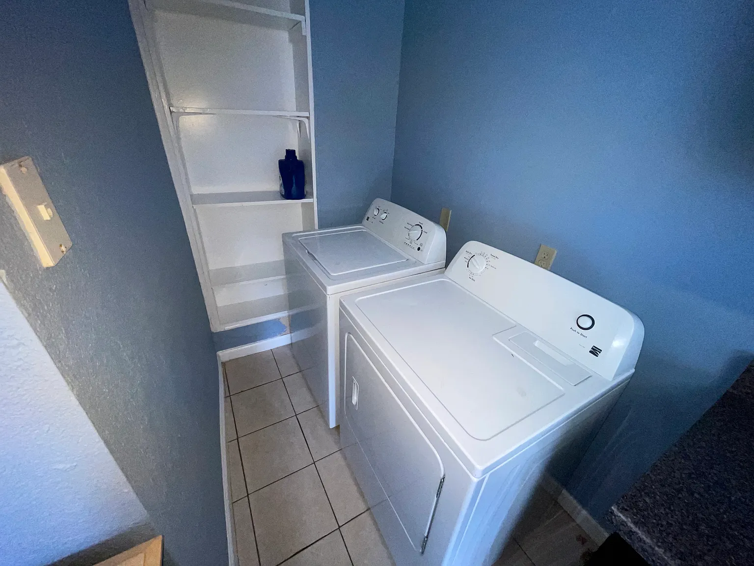160 Arcadia Cir NW — Photo 3