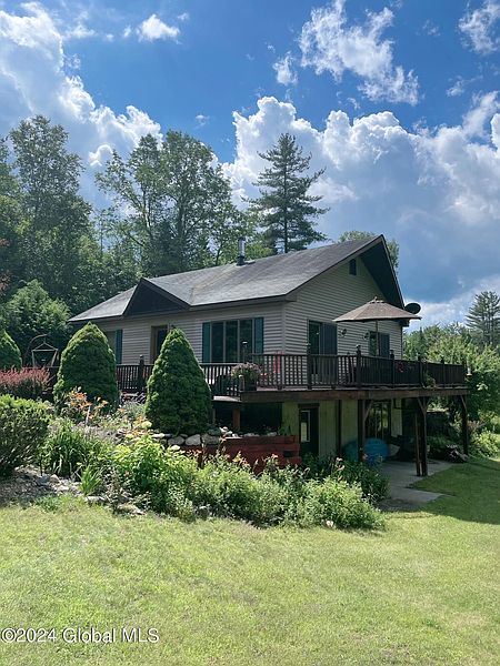 2nd image of 29 Walter Foote Road