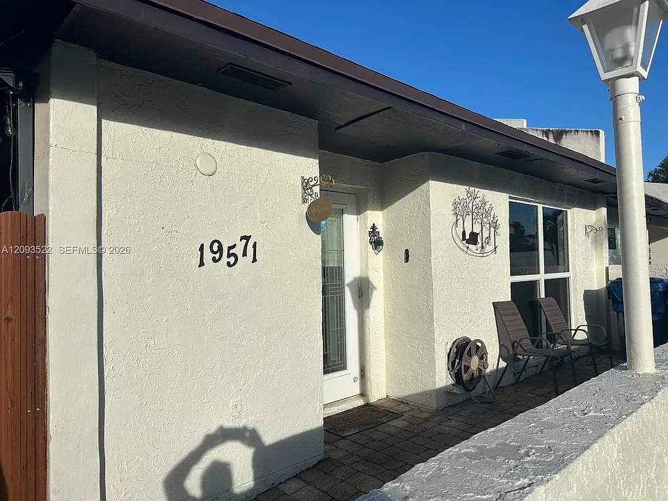 19571 NW 55th Circle Pl #5