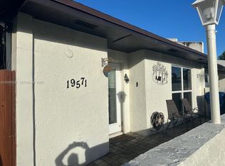 19571 NW 55th Circle Pl #5, Opa Locka, FL 33055