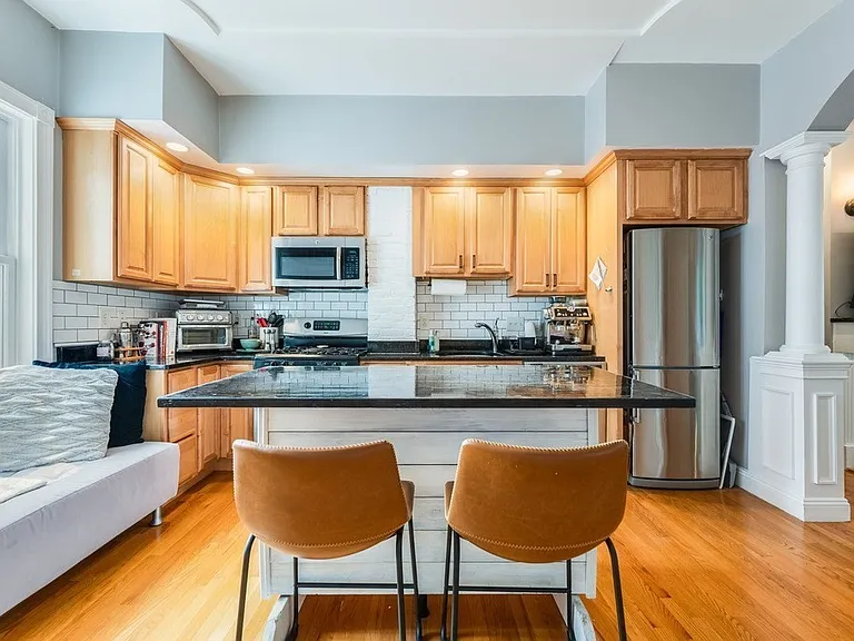65 Baldwin St #2 — Photo 3