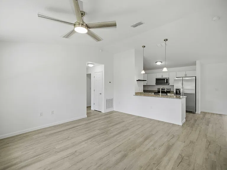 6488 NW 13th Ave — Photo 3