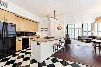 2nd image of 132 S Canal St #515